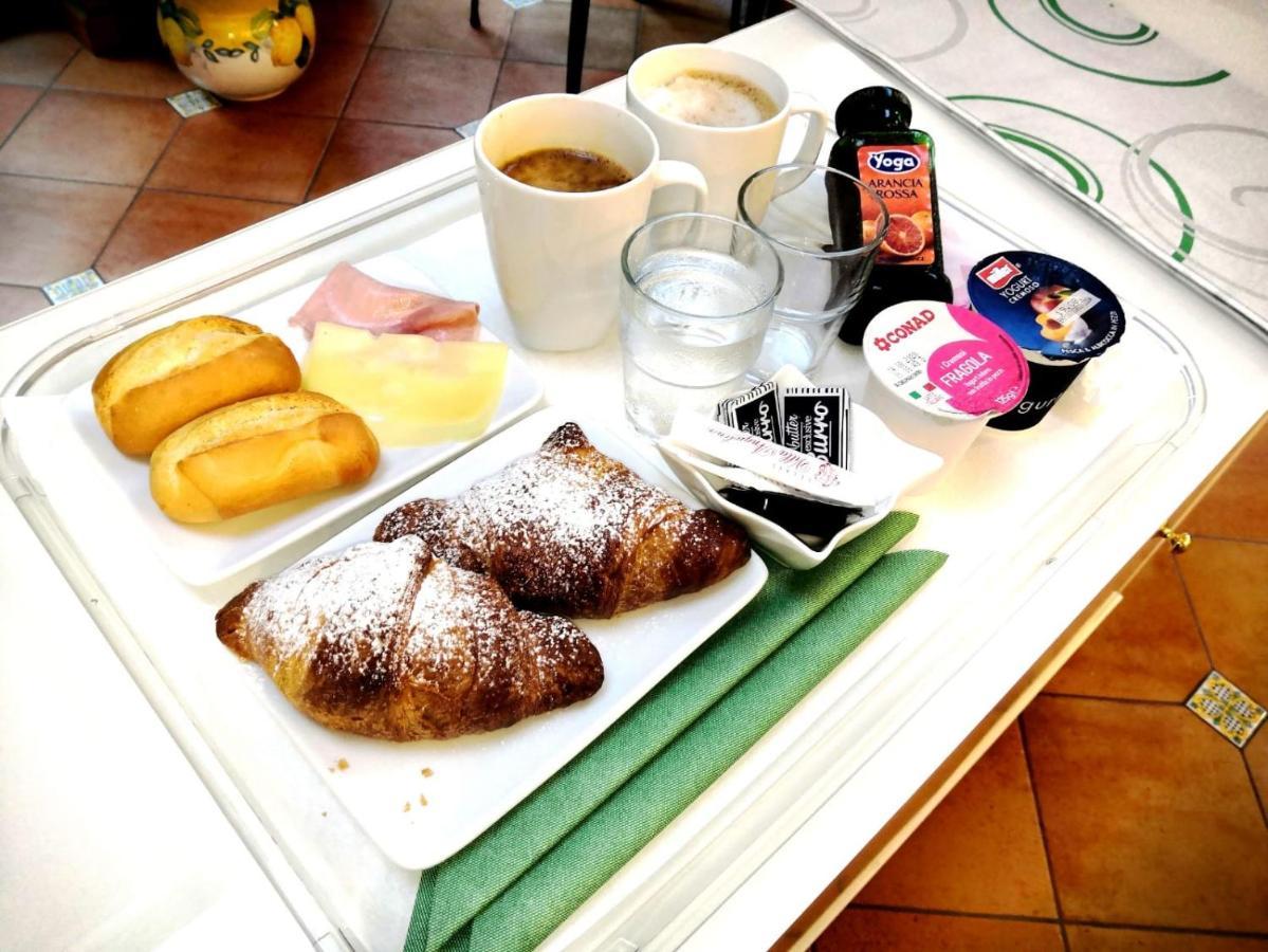Relais Villa Angiolina ซอร์เรนโต ภายนอก รูปภาพ