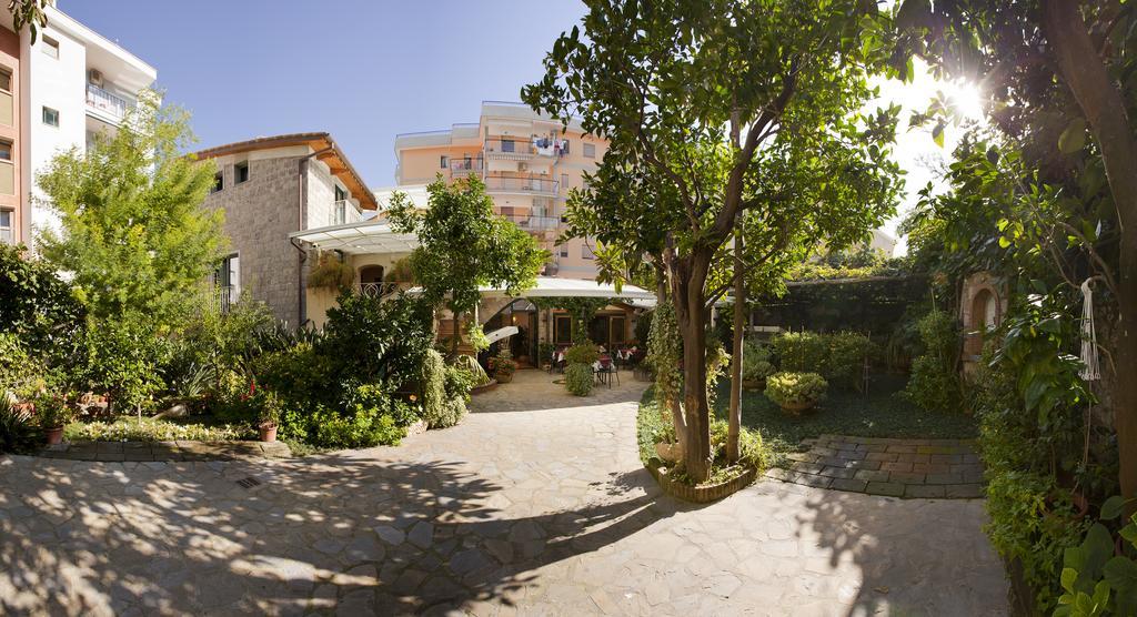 Relais Villa Angiolina ซอร์เรนโต ภายนอก รูปภาพ