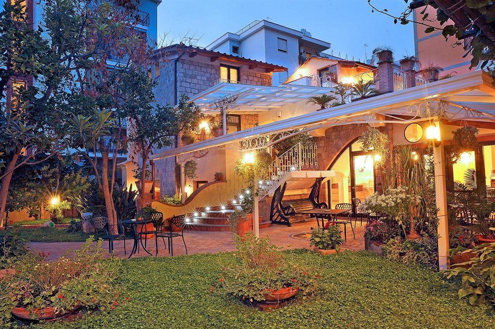 Relais Villa Angiolina ซอร์เรนโต ภายนอก รูปภาพ