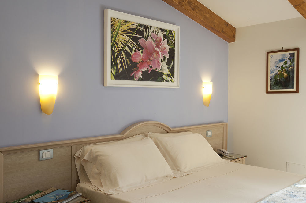 Relais Villa Angiolina ซอร์เรนโต ภายนอก รูปภาพ