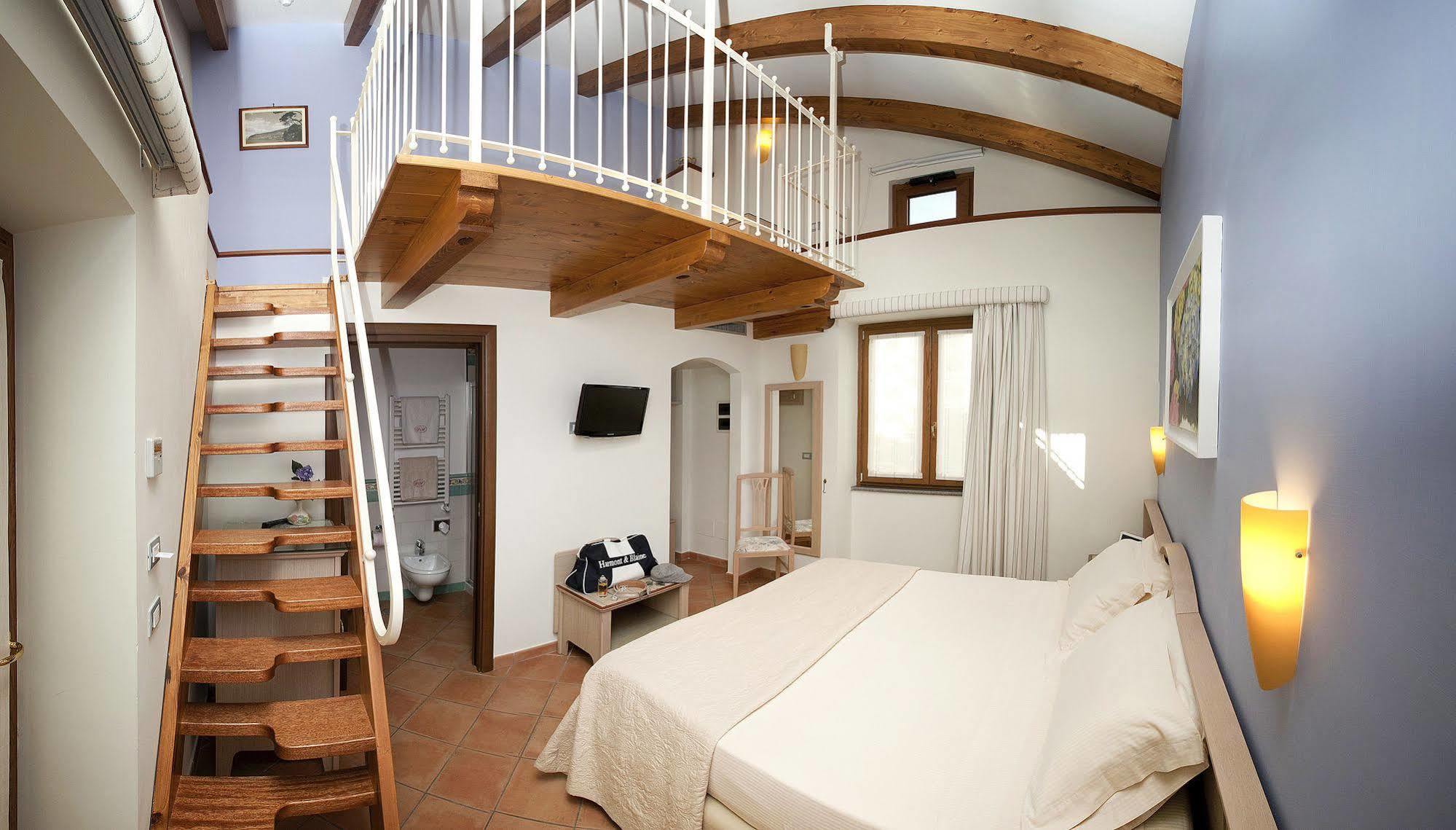 Relais Villa Angiolina ซอร์เรนโต ภายนอก รูปภาพ